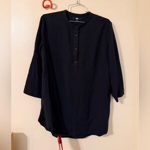 UNIQLO Relaxed Long-Sleeve Blouse